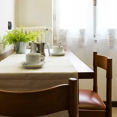 Appartement Joivy Welcoming 1br Next To Olmo Côme