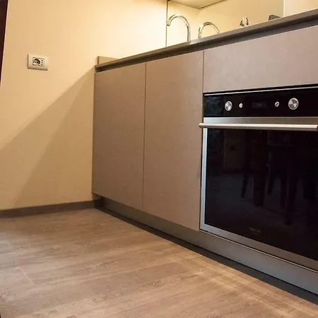 Joivy Elegant 1br Flat Near Centre Apartment *