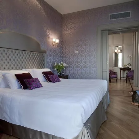 Flori Hotel 4*