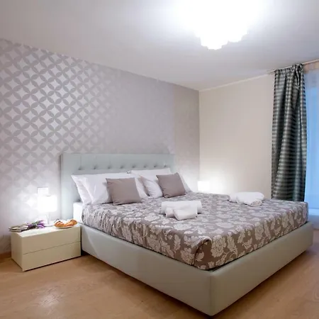 Apartment State Of The Art With 180 Degree Panoramic View, Pool And Sleeping Up To 10 Guests By Italian *