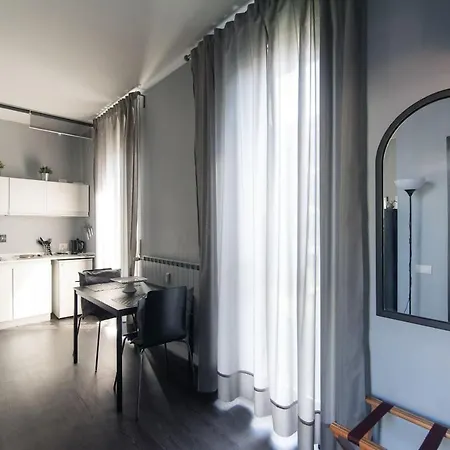Apartment Via Mentana 32 - The House Of Travelers