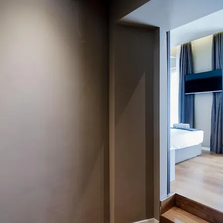 Ama 18 - The House Of Travelers- Guest house