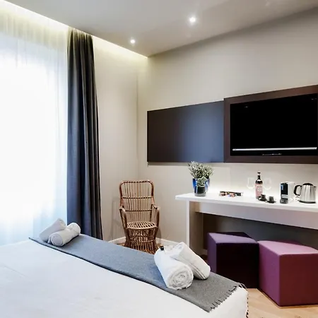 Ama 18 - The House Of Travelers- Guest house