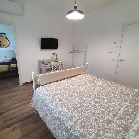 Lora Giusta Guest house Como