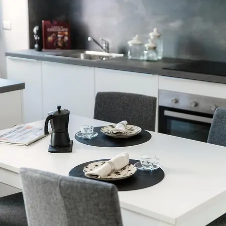 Apartment Spacious Joivy Apt In Stunning Como