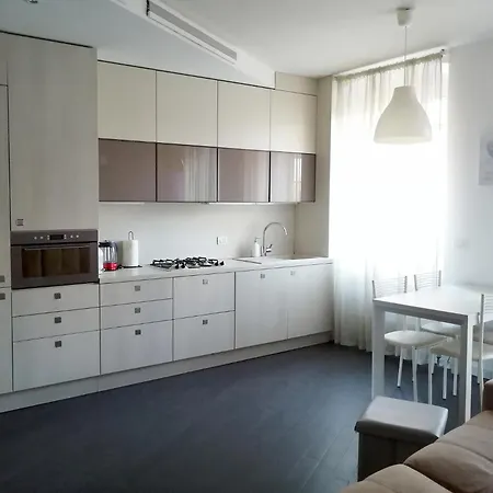 Fm Apartment *
