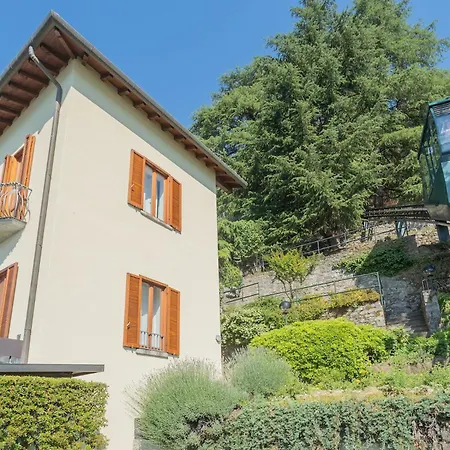 Front With Private Funicular By Rent Apartment Como