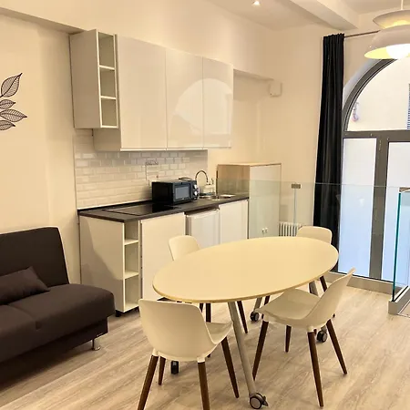 Diaz Aparthotel 2*