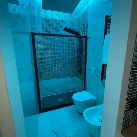 Luxury Appartament Como, Apartment
