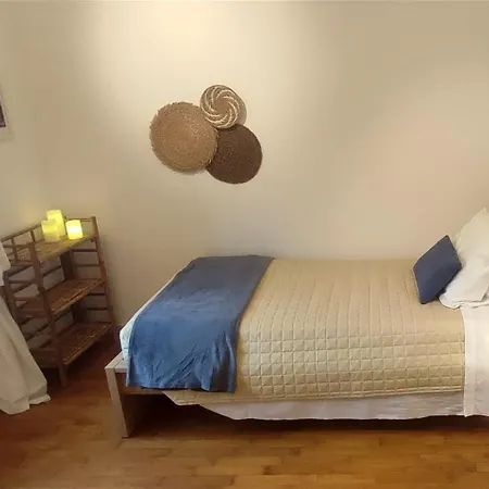 Linda By Rent Apartment Como