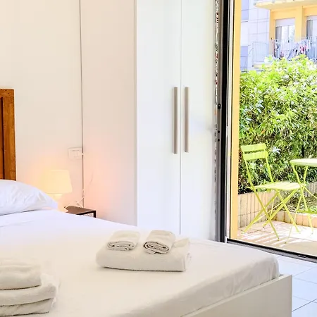 Two-room With Garden And Parking * Como
