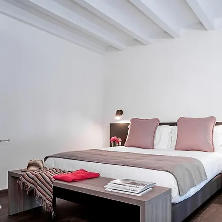 Apartment Maderni Como