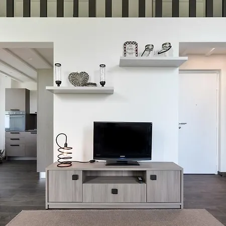 Apartment Maderni *