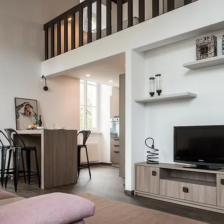 Apartment Maderni
