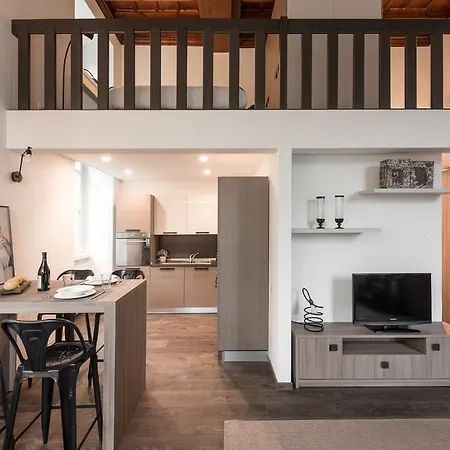 Maderni Apartment
