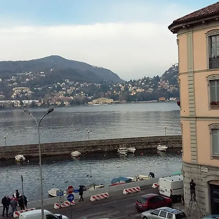 Couette-café L'approdo Di Sant'agostino 3*