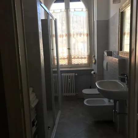 Borghi Frühstückspension *