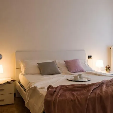 Joivy Welcoming 1br Next To Olmo Apartment Como