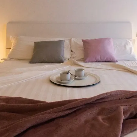 Joivy Welcoming 1br Next To Olmo Apartment Como