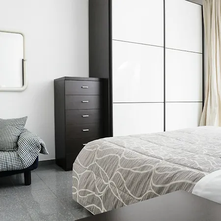 Aparthotel Diaz 2*
