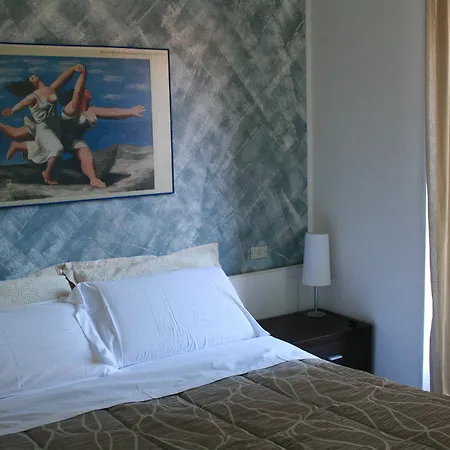 Diaz Aparthotel Como