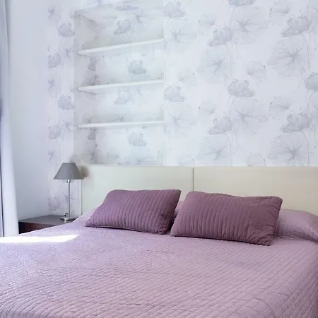 Aparthotel Diaz 2*