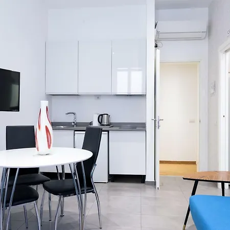 Aparthotel Diaz 2*