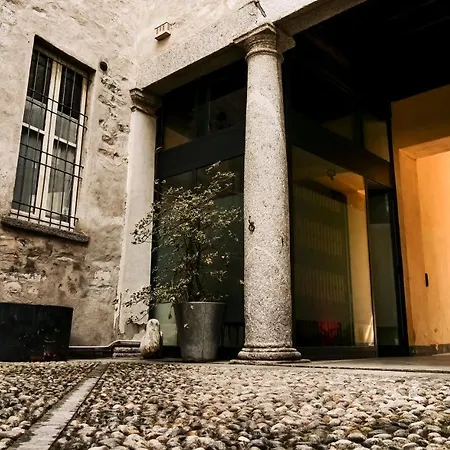 Apartment Casa Del Pittore - Elegante Del 1200 - Centro Storico *