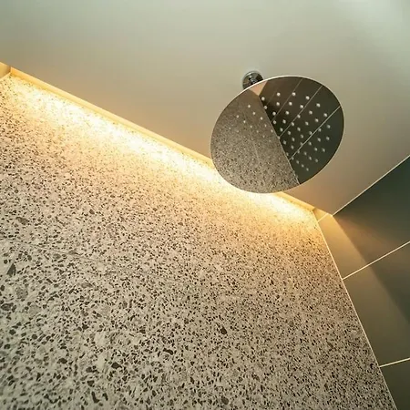 Căn hộ Moderno A 200 Metri Dal Duomo *