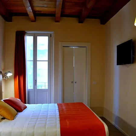 La Corte Fiorita Maison d'hôtes 2*