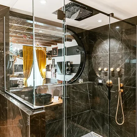 Casa de hóspedes Aurum - Luxury *