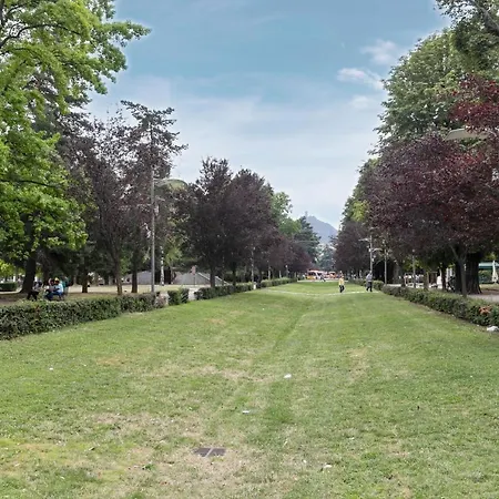 Lario Promenade Como